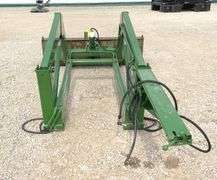 John Deere model 48 loader off of 4020