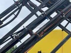 B&B 1,000 gallon pull type sprayer