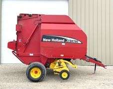 New Holland BR780 round baler