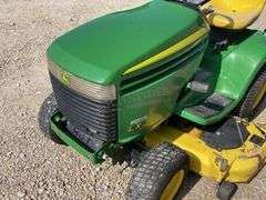 John Deere LX280 riding mower