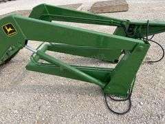 John Deere model 48 loader off of 4020