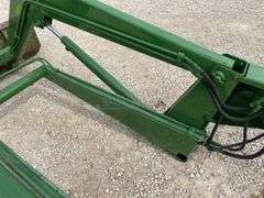 John Deere model 48 loader off of 4020