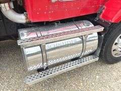 2007 Kenworth T800 tandem axle truck tractor