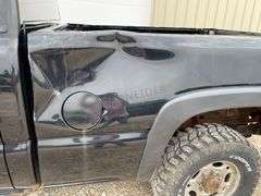 2004 GMC 2500HD extended cab 4x4 pickup