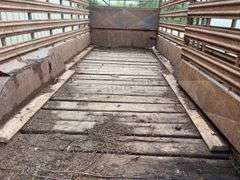 1992 Coose 20' gooseneck stock trailer