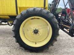 B&B 1,000 gallon pull type sprayer