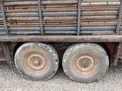 1992 Coose 20' gooseneck stock trailer