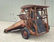 Allis Chalmers roto-baler small round baler