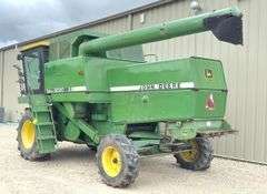John Deere 6620 Turbo combine