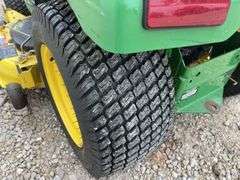 John Deere 335 riding mower