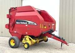 New Holland BR780 round baler