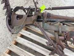 International 7' sickle mower for 2-point fast hitch