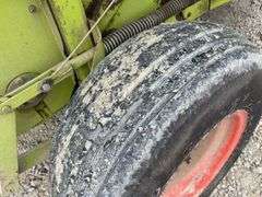 Claas Rollant 625 round baler