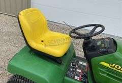 John Deere 335 riding mower