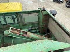John Deere 6620 Turbo combine