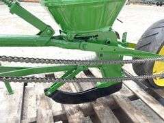 Custom John Deere 1-row 3-point corn planter