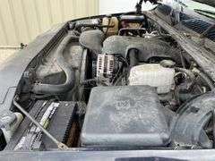 2004 GMC 2500HD extended cab 4x4 pickup