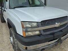 2003 Chevrolet 3500 extended cab 4x4 flatbed