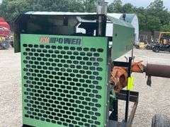 John Deere power unit w/ water pump