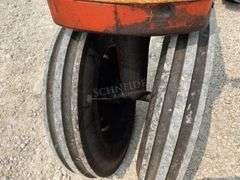 Allis Chalmers D14 gas tractor