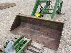 John Deere model 48 loader off of 4020