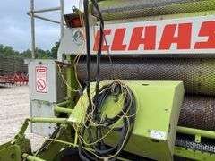 Claas Rollant 625 round baler