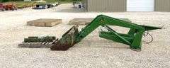 John Deere model 48 loader off of 4020