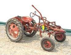 Allis Chalmers model G tractor