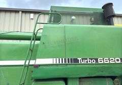 John Deere 6620 Turbo combine