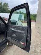 2004 GMC 2500HD extended cab 4x4 pickup
