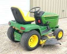 John Deere 335 riding mower