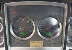 2007 Kenworth T800 tandem axle truck tractor