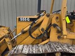 John Deere 555G crawler loader