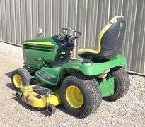 John Deere LX280 riding mower