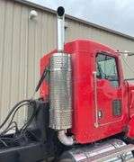 2007 Kenworth T800 tandem axle truck tractor