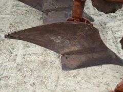 Allis Chalmers 3-14" snap coupler plow w/ coulters