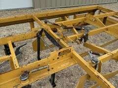 Agway AC-1000 small square bale accumulator