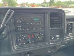 2003 Chevrolet 3500 extended cab 4x4 flatbed