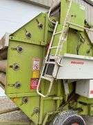 Claas Rollant 625 round baler