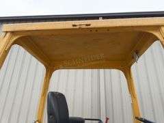 John Deere 555G crawler loader