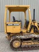 John Deere 555G crawler loader