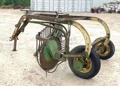 John Deere 894A side delivery hay rake