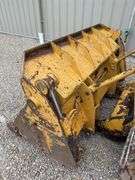 John Deere 555G crawler loader