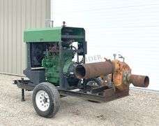 John Deere power unit w/ water pump