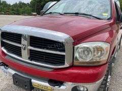 2006 Dodge Ram 1500 mega cab 4x4 pickup