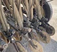 Great Plains Solid Stand 10 10' no-till grain drill