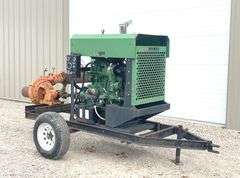 John Deere power unit w/ water pump