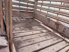 1992 Coose 20' gooseneck stock trailer