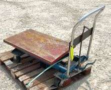 2'x3' hydraulic lift shop cart