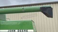 John Deere 6620 Turbo combine